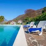 Bellavista B Garten-appartement Mit Pool Apartamento *
