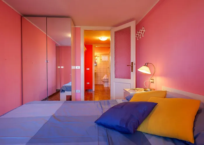 Apartment Bellavista B Garten-appartement Mit Pool