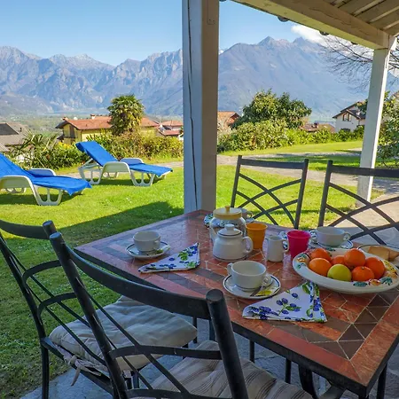 Bellavista B Garten-appartement Mit Pool