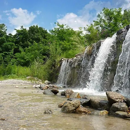 Bellavista B Garten-appartement Mit Pool Appartement