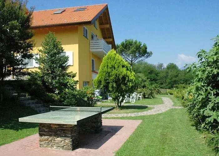 Apartment Bellavista B Garten-appartement Mit Pool